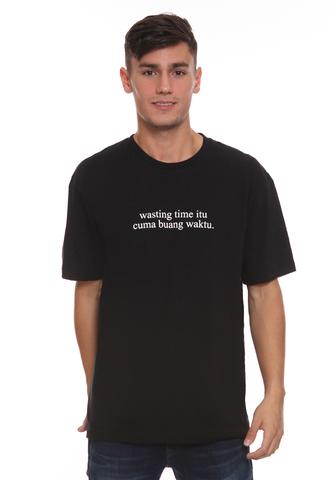 URB-SK010/URBIE TSHIRT E BUANG WAKTU BLACK