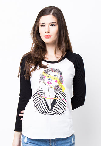 END-PB005/TSHIRT-E-CAITLYN-MADONNA-BLACKWHITE-F